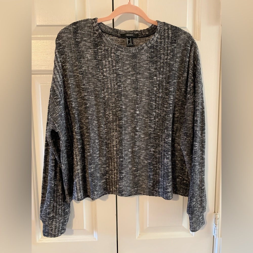 NWOT Forever 21 Sweater